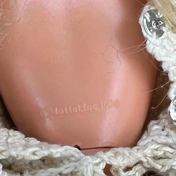 VINTAGE 60s 1966 BARBIE Doll BRIDE CROCHET KNIT Wedding Gown DRESS Mattel Inc - Picture 11 of 14